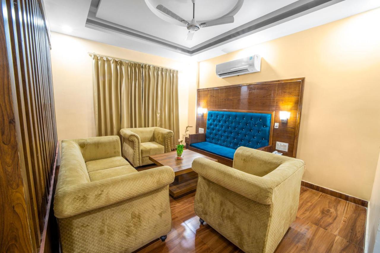 Hotel Divine Lakshmi Ganga Rishīkesh Exterior foto